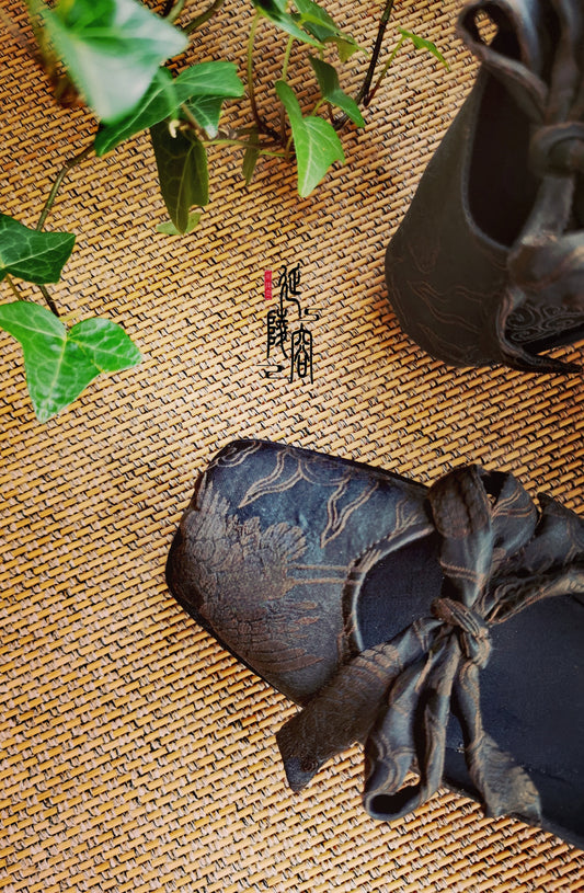 Handmade Xiangyunsha Cloth Shoes